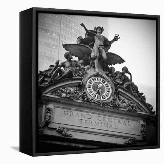 USA, New York City, Manhattan, Midtown, Grand Central Station-Alan Copson-Framed Stretched Canvas