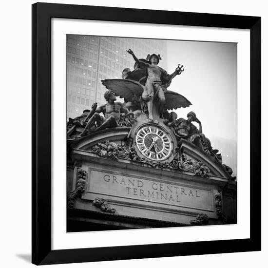 USA, New York City, Manhattan, Midtown, Grand Central Station-Alan Copson-Framed Photographic Print