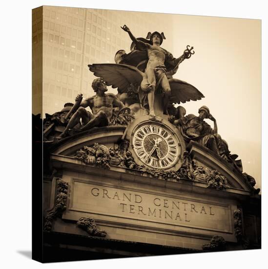 USA, New York City, Manhattan, Midtown, Grand Central Station-Alan Copson-Stretched Canvas