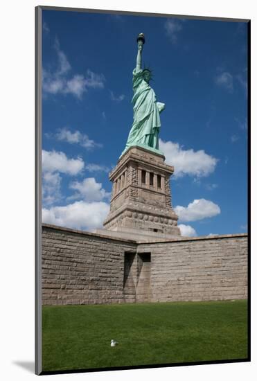 USA, New York, Liberty Island, Statue of Liberty-Samuel Magal-Mounted Photographic Print