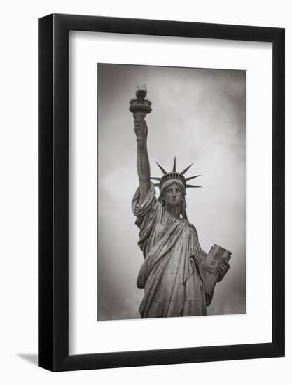 Usa, New York, New York City, Statue of Liberty National Monument-Michele Falzone-Framed Photographic Print