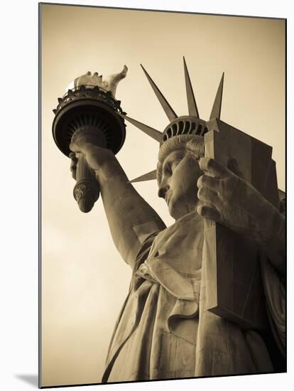 USA, New York, Statue of Liberty-Alan Copson-Mounted Photographic Print