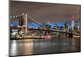 USA, New York. The Brooklyn Bridge and New York City skyline from DUMBO.-Hollice Looney-Mounted Photographic Print