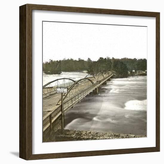 Usa,-Niagara Falls, the Bridge Above the Rapids-Leon, Levy et Fils-Framed Photographic Print