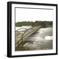 Usa,-Niagara Falls, the Bridge Above the Rapids-Leon, Levy et Fils-Framed Photographic Print