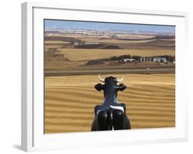 USA, North Dakota, New Salem, Salem Sue, World's Largest Holstein Cow-Walter Bibikow-Framed Photographic Print