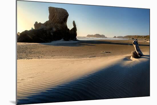 USA, Oregon, Bandon. beach.-Jaynes Gallery-Mounted Premium Photographic Print