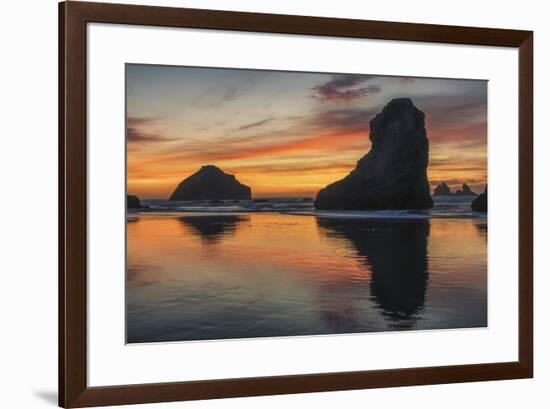 USA, Oregon, Bandon. Sunset on beach.-Jaynes Gallery-Framed Photographic Print