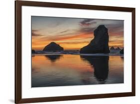 USA, Oregon, Bandon. Sunset on beach.-Jaynes Gallery-Framed Photographic Print