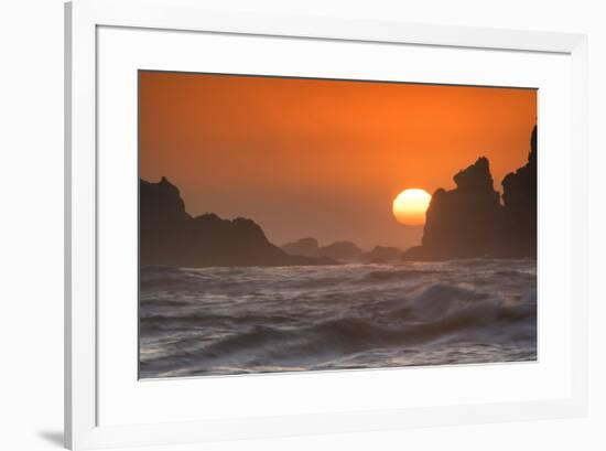 USA, Oregon, Bandon. Sunset on sea stacks and ocean.-Jaynes Gallery-Framed Premium Photographic Print