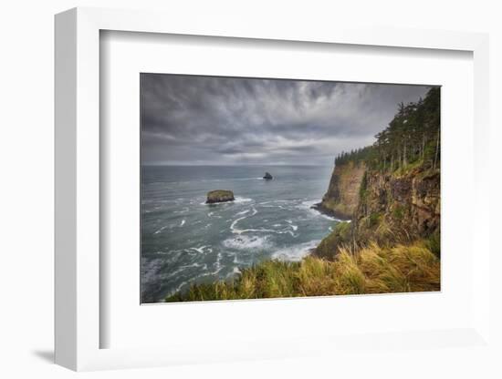 USA, Oregon, Cape Meares National Wildlife Refuge. The Pacific Ocean from the Cape Meares-Christopher Reed-Framed Photographic Print