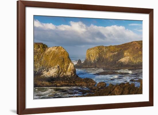 USA, Oregon. Ocean and coastal rocks.-Jaynes Gallery-Framed Photographic Print