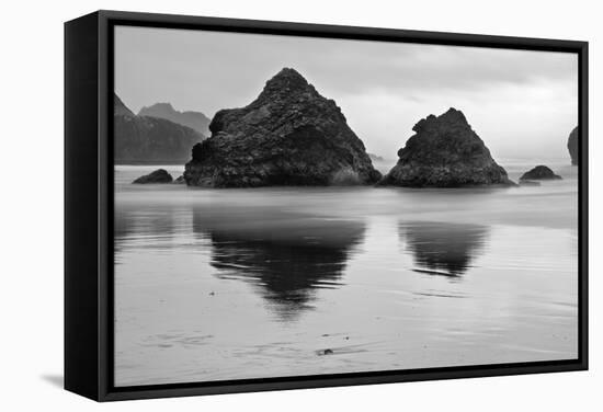 USA, Oregon, Pistol River Outlet-John Ford-Framed Stretched Canvas