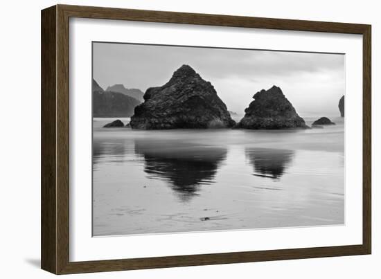 USA, Oregon, Pistol River Outlet-John Ford-Framed Photographic Print