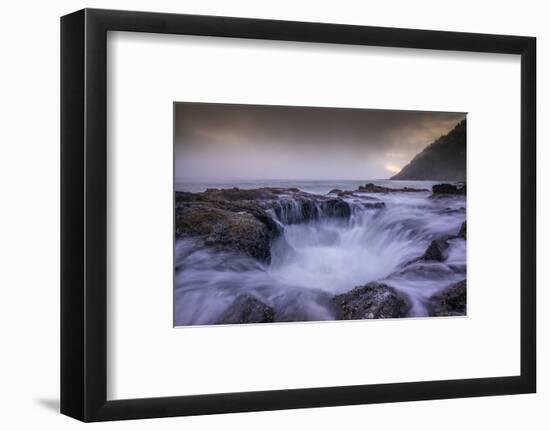 USA, Oregon. Thor's Well and ocean at sunset.-Jaynes Gallery-Framed Photographic Print