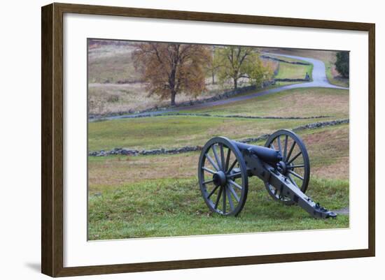 USA, Pennsylvania, Gettysburg, Battle of Gettysburg, Civil War Cannon-Walter Bibikow-Framed Photographic Print