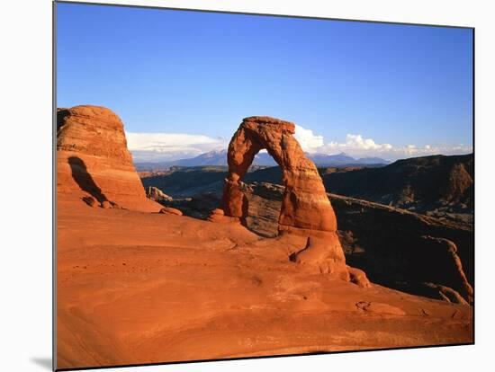 USA, Utah, Arches National Park, Delicate Arch-Hans Peter Merten-Mounted Photographic Print