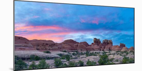 Usa, Utah, Canyonlands National Park, the Needles District, Chesler Park Trail-Alan Copson-Mounted Photographic Print