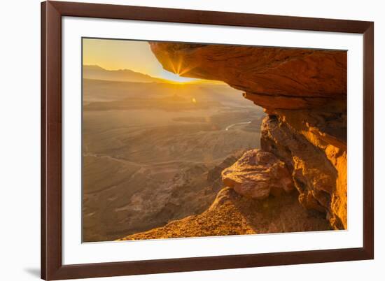 USA, Utah, Dead Horse Point State Park. Sunrise on rock formations.-Jaynes Gallery-Framed Premium Photographic Print