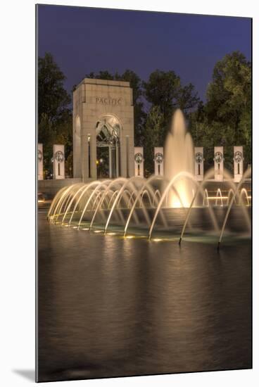 USA, Washington D.C. World War II Memorial-Brent Bergherm-Mounted Photographic Print