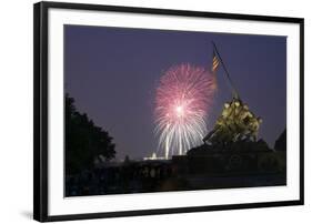 USA, Washington DC, DC, July 4 Fireworks Behind the Iwo Jima Memorial-Hollice Looney-Framed Photographic Print