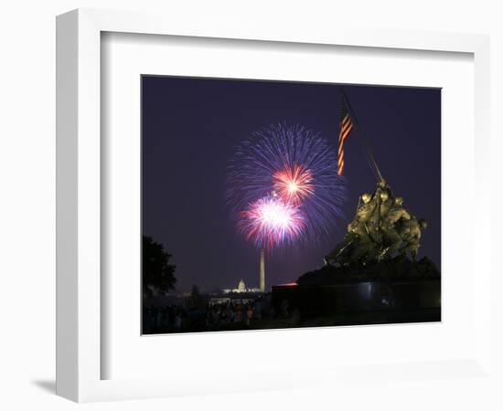 USA, Washington DC, DC, July 4 Fireworks Behind the Iwo Jima Memorial-Hollice Looney-Framed Photographic Print