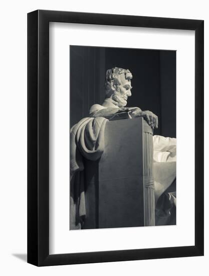 USA, Washington Dc, Lincoln Memorial, Statue of Abraham Lincoln-Walter Bibikow-Framed Photographic Print