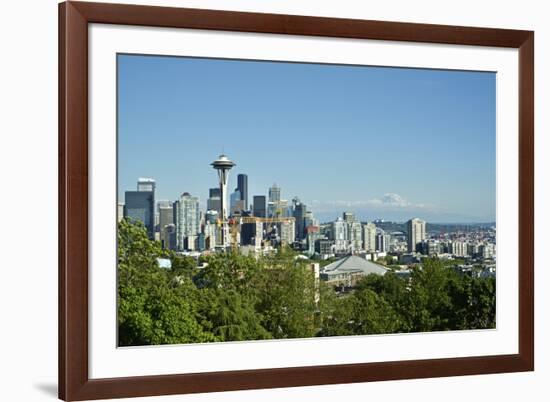 Usa, Washington State, Seattle. Queen Anne, Downtown view from Kerry Park, Mount Saint Helens in th-Michele Molinari-Framed Photographic Print