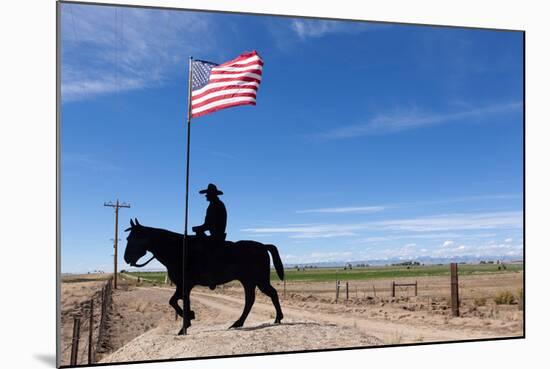 USA, Wyoming, Ranch, Sign, Cowboy, Us Flag-Catharina Lux-Mounted Photographic Print