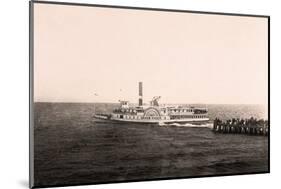 USS River Queen-null-Mounted Photographic Print