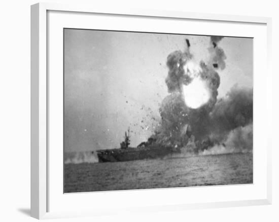 USS St. Lo Explodes, Battle of Leyte Gulf, October 1944-null-Framed Photographic Print