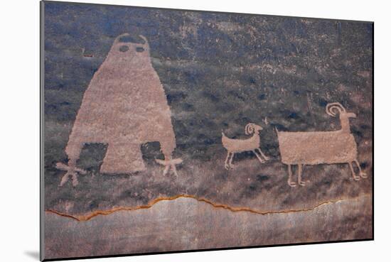 Utah, Owl Panel with Big Horn Sheep, Ancient Petroglyph-Judith Zimmerman-Mounted Photographic Print