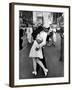 V-J Day in Times Square-Alfred Eisenstaedt-Framed Premium Photographic Print