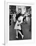 V-J Day in Times Square-Alfred Eisenstaedt-Framed Photographic Print