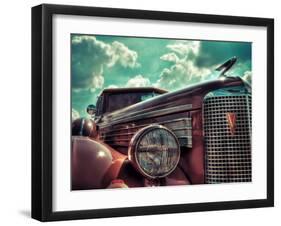 V8-Stephen Arens-Framed Photographic Print