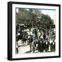 Valencia (Spain), the Feria at the Santa Lucia Gate, Circa 1885-1890-Leon, Levy et Fils-Framed Photographic Print