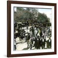 Valencia (Spain), the Feria at the Santa Lucia Gate, Circa 1885-1890-Leon, Levy et Fils-Framed Photographic Print