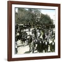 Valencia (Spain), the Feria at the Santa Lucia Gate, Circa 1885-1890-Leon, Levy et Fils-Framed Photographic Print