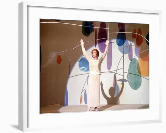 Valley Of The Dolls, Susan Hayward, 1967-null-Framed Photo