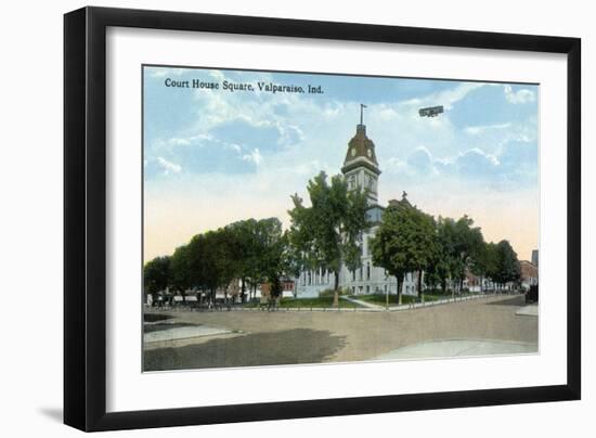 Valparaiso, Indiana - Airplane over Court House Square Building-Lantern Press-Framed Art Print