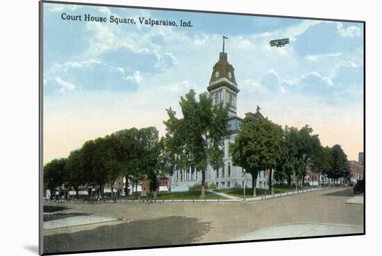 Valparaiso, Indiana - Airplane over Court House Square Building-Lantern Press-Mounted Art Print