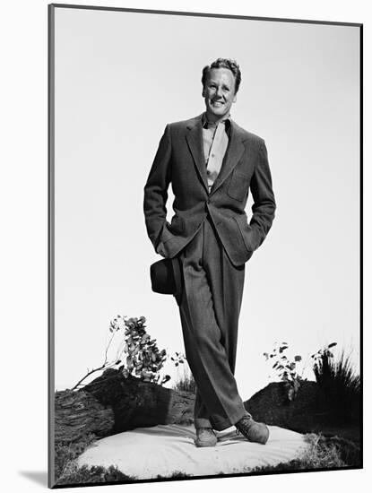 Van Johnson, Brigadoon, 1954-null-Mounted Photographic Print