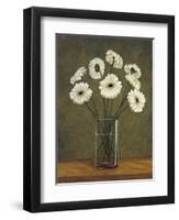 Vase de marguerite-Virginia Huntington-Framed Art Print