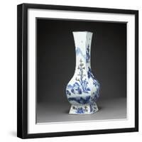 Vase quadrilatéral à décor de personnages et de paysage-null-Framed Giclee Print