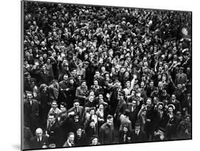 Ve Day Celebrations in London 1945-Nixon Greaves and-Mounted Photographic Print