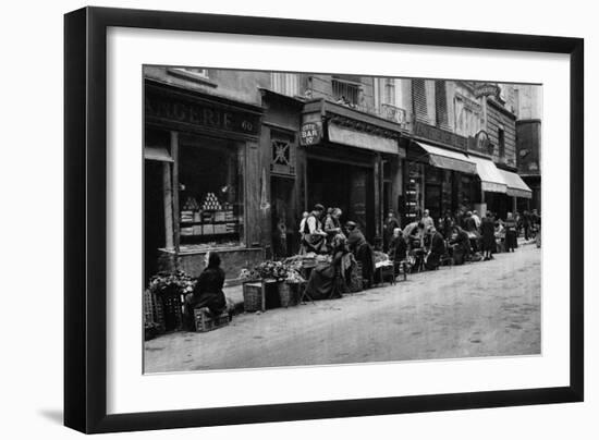Vegetable Sellers in the Central Market Quarter, Paris, 1931-Ernest Flammarion-Framed Giclee Print