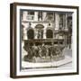 Venice (Italy), Courtyard of the Ducal Palace, the Well, Circa 1895-Leon, Levy et Fils-Framed Photographic Print