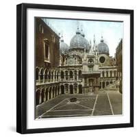 Venice (Italy), the Courtyard of the Doge's Palace (XVth Century), Circa 1890-1895-Leon, Levy et Fils-Framed Photographic Print