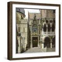 Venice (Italy), the Portal of the Doge's Palace (1424-1442) with the Loggia (1500), Circa 1890-1895-Leon, Levy et Fils-Framed Photographic Print