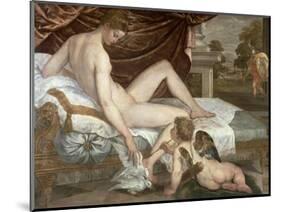 Venus and Cupid, c.1555-Lambert Sustris-Mounted Giclee Print